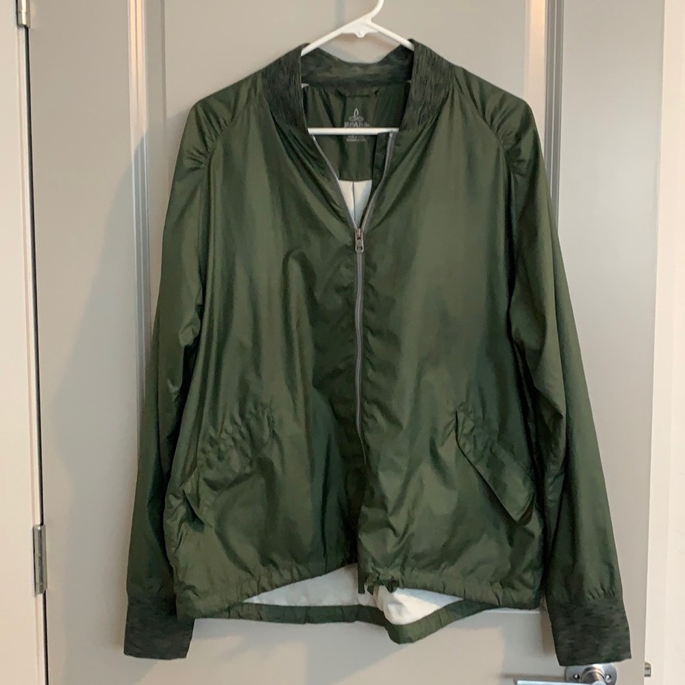 Women’s lightweight Prana jacket size Large.